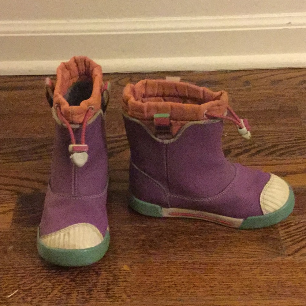 KEEN BOOTS GIRLS SZ 11